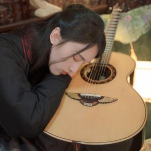 波兰R级《欲燃》观看
